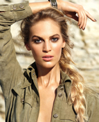 ģVanessa Axente ζļױ