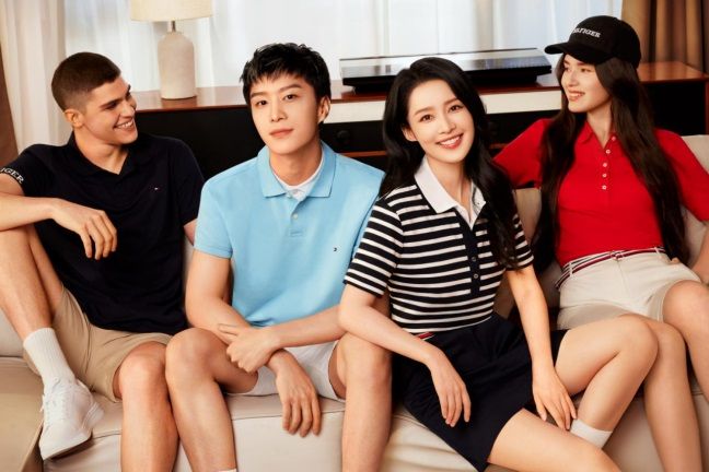 ־ң޶ʽTOMMY HILFIGERЯƷƴ˷ةة߹ͬ2024ĹƬ